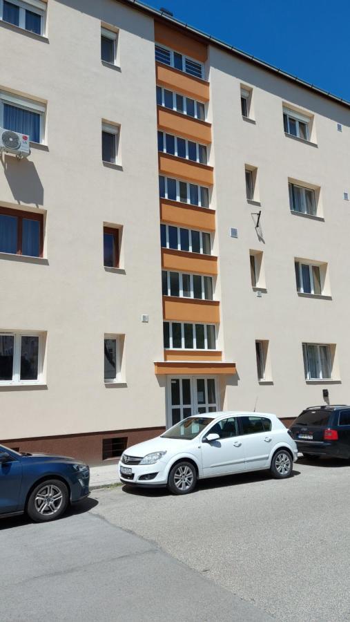 Ancsi Apartmant Кечкемет Экстерьер фото